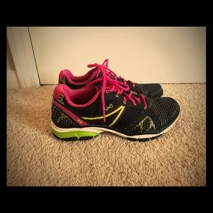 Ryka Vida RXZ Ladies Studio Sneakers size 9.5 M